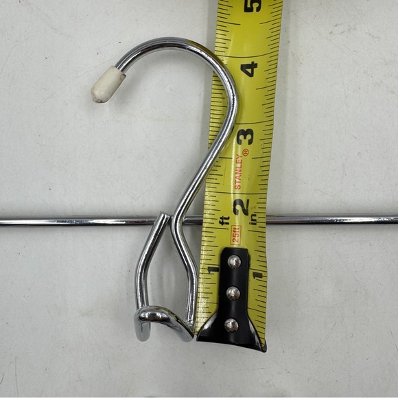 VGT Heavy-Gauge Metal Pant Skirt Hangers Non-Slip Clip w/ Cascade Hook LOT of 4 - Picture 9 of 14